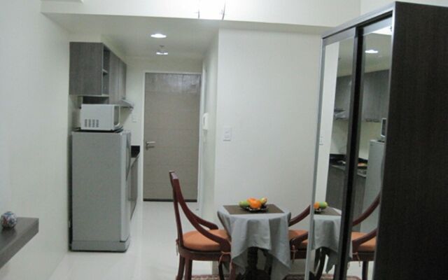 Premium Residence The Currency Ortigas
