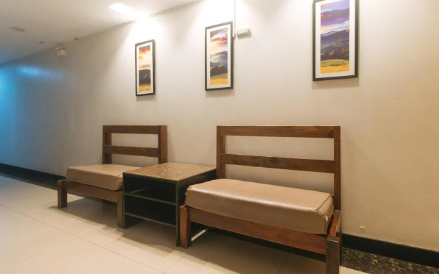 OYO 717 Ranchotel Bayanan