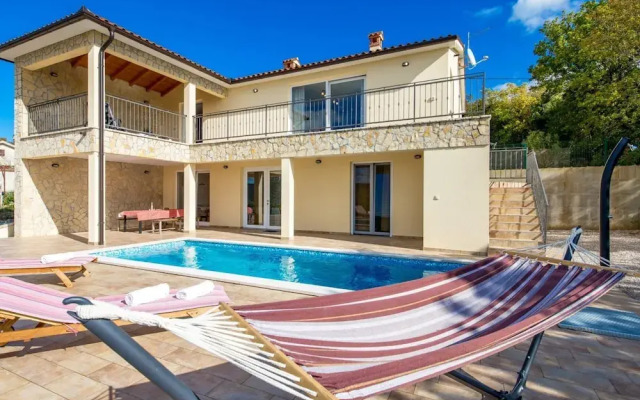 Wonderful Labin Villa With Private Pool and Sea Views