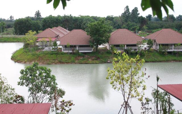 Pirom Lake And Resort