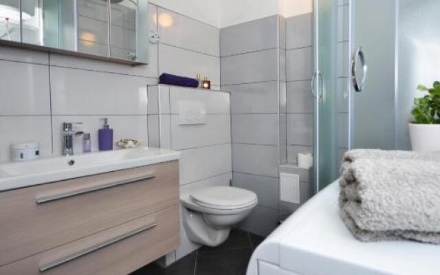 Sunshine Apartment