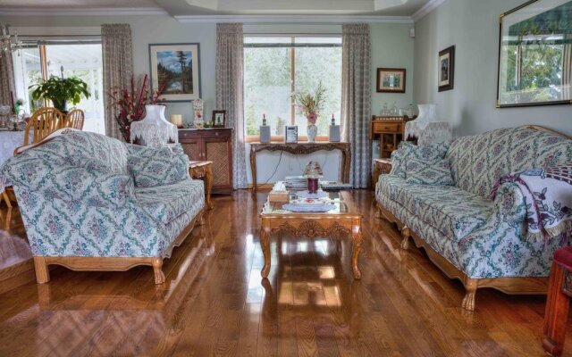 Hummingbird Bed and Breakfast