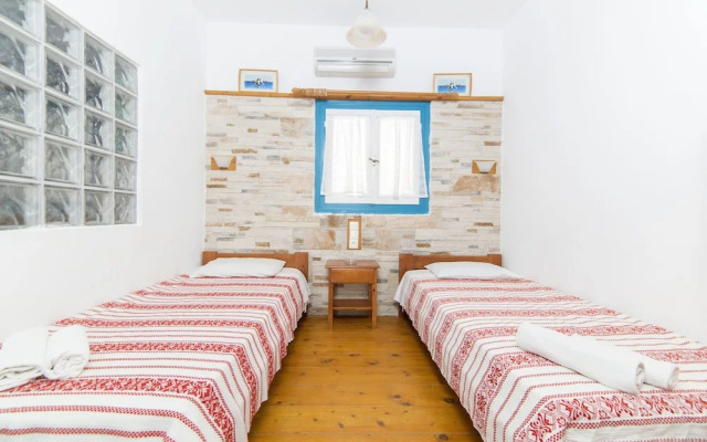 Astra Apartments & Studios