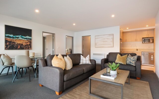 Residence du Lac by Staysouth