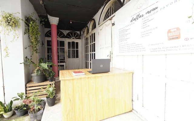 OYO 93847 Blio Guest House Syariah
