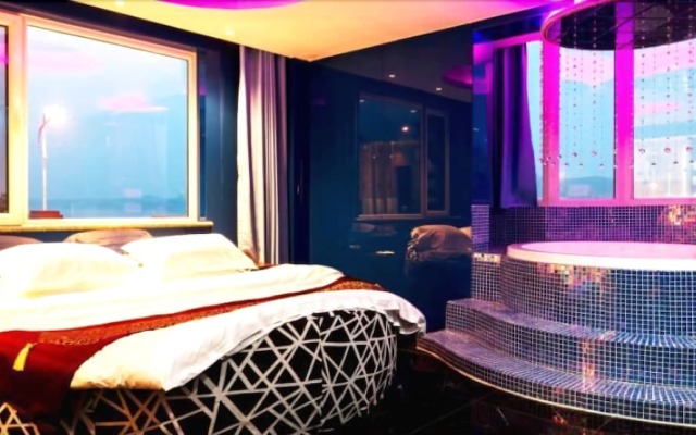 Weihai Gaoshang Movie Art Hotel