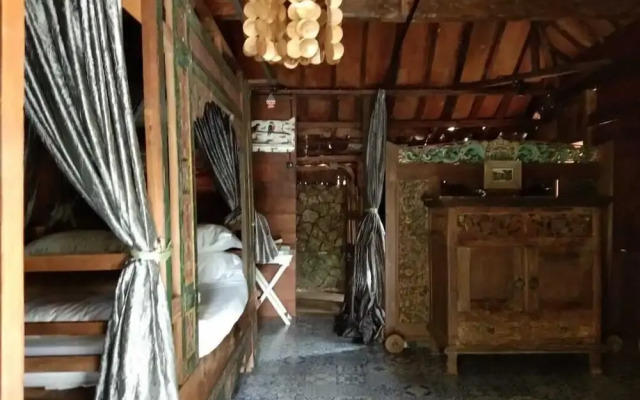 The Ermajas Pavilion