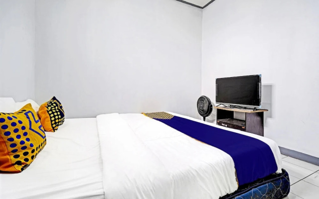 Hotel O Losmen Tjabe Merah Near Alfamart Bintaro