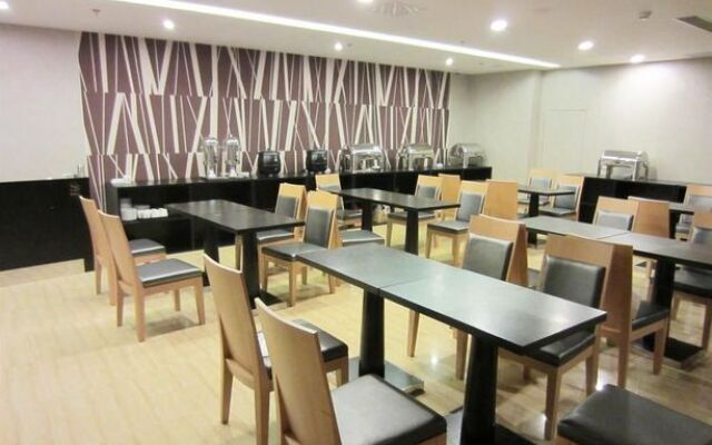 Jinjiang Metropolo Hotel - Taizhou Wanda Plaza