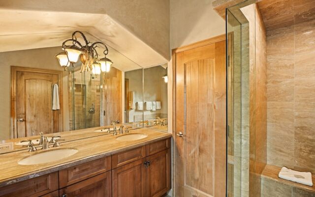 Owl Creek Snowmass By Frias