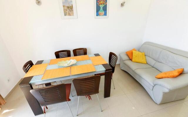 Apartments Sara & Nina