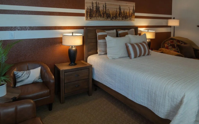 Alpenglow Three Bedroom Two Bath XL A16