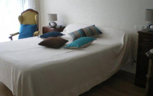 Chambre d'Hôtes La Brede