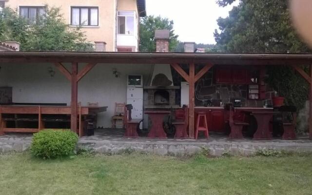 Guest House Gergevana