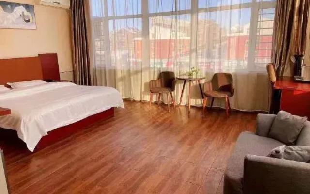 Home Inn Huayi Hotel (Kangping Hanguang Street)