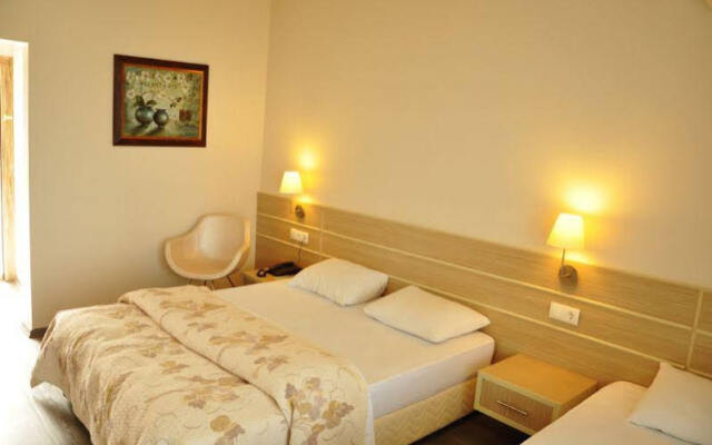 North Star Hotel