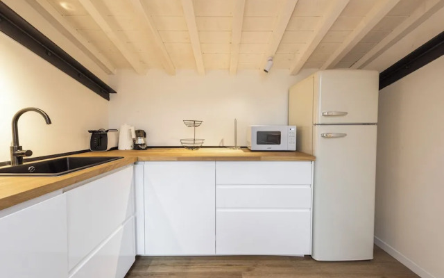 Salutati Apartments by MMega