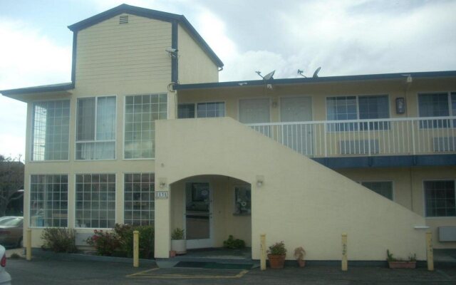 Economy Inn Monterey