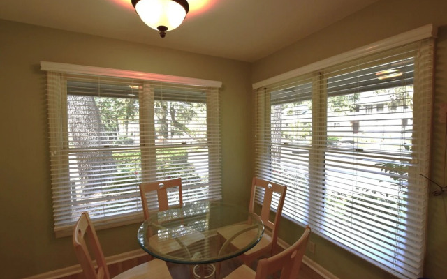 Brigantine Quarters 206