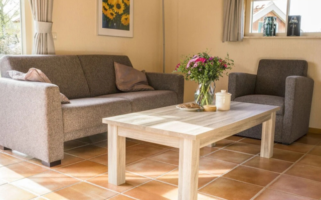 Authentic Holiday Home with Dishwasher near Meppel