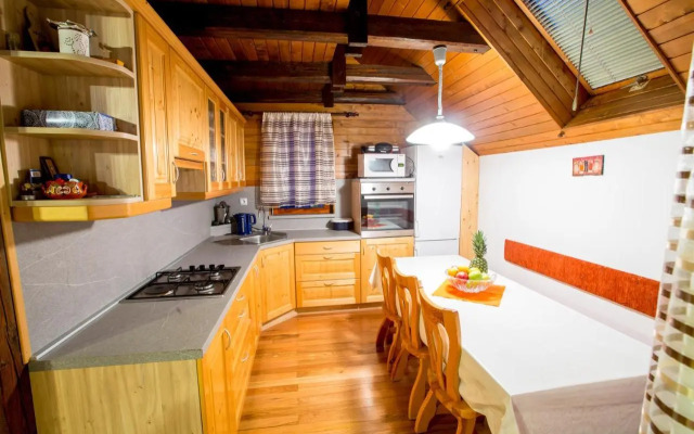 Rogla Chalet Urska