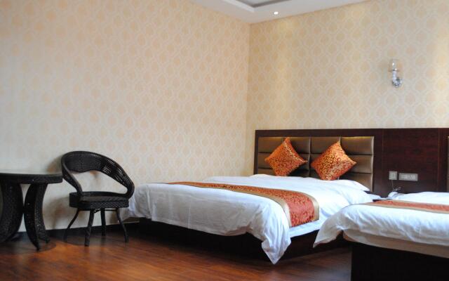 Qintian Business Hotel