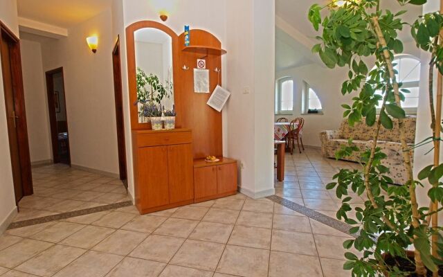 Apartments Nelli 624