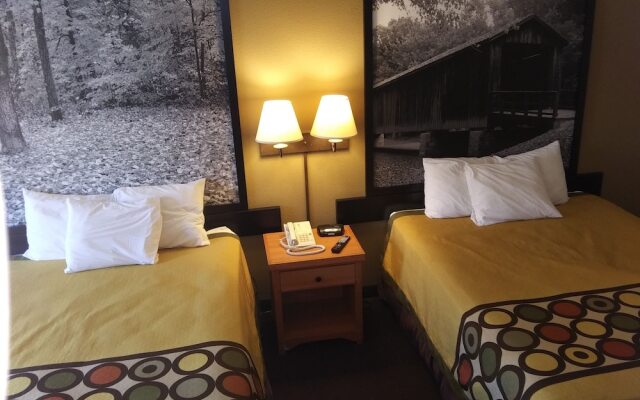 Super 8 Columbia East