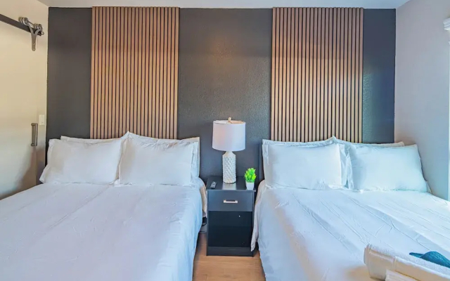 ROVE LIVING/KL - Iluminate