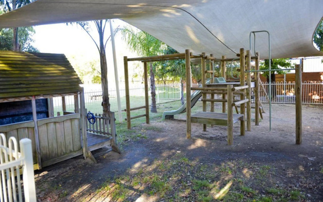 Wattle Grove Motel