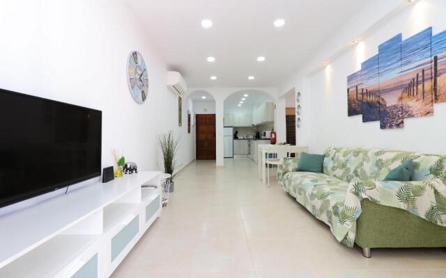 Green paradise T2 apartment with pool