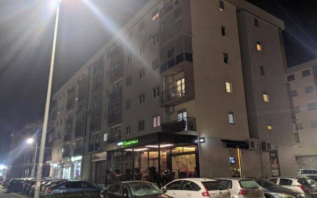 Guest House Mikeli (BESPL. DORUCAK)-(FREE BREAKFAST)