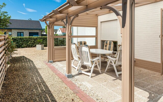 Amazing Home in Oostduinkerke With 3 Bedrooms and Wifi