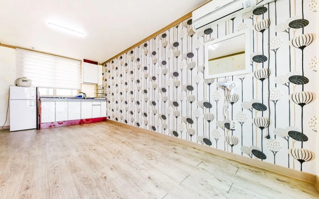 Boryeong Paradise Pension Motel