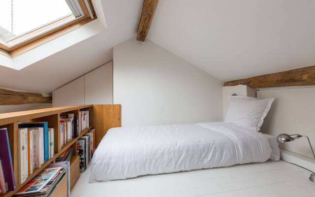 New Heights Near the Tuileries