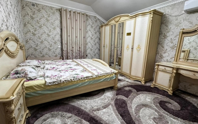 Duplex House in center, old city, Tashkent city, drujba narodov