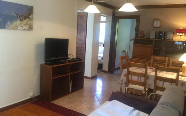 Family House With Balcony Garden Wi Fi