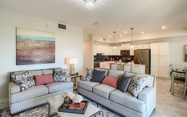 Modern Condo Near Disney Foosball Water Park!