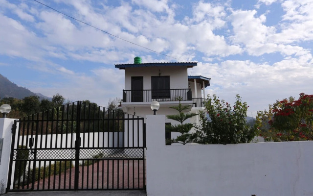Throwback Villa by OYO Rooms