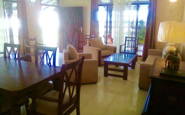 Nalendra - Beachfront & Villa