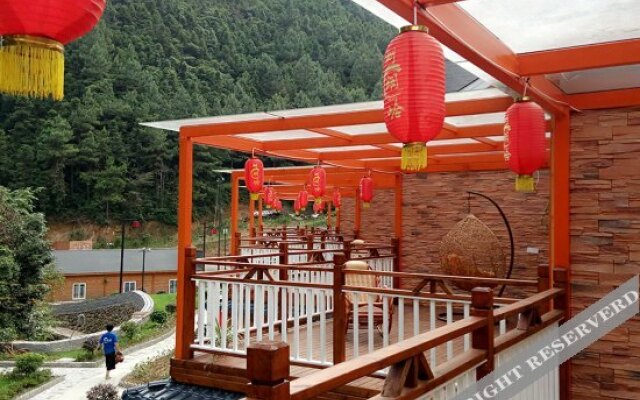 Coral Mountain Resort Tonglu