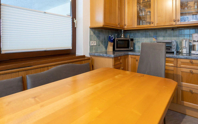 Beautiful apartment in Salzburg with garden