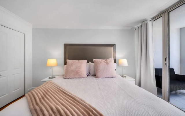 3 Bedroom Condo With Stunning Balcony View