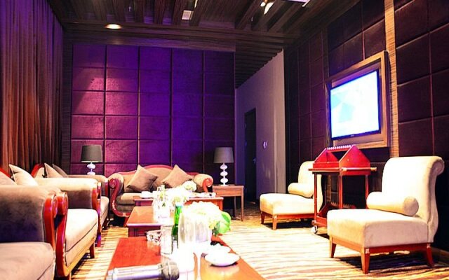 Pudong International Talent City Hotel
