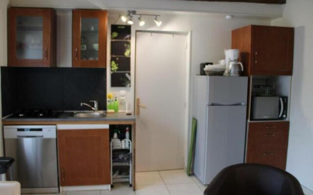Gîte Thoury, 3 pièces, 4 personnes - FR-1-491-49