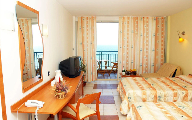 Royal Bay Hotel – All Inclusive