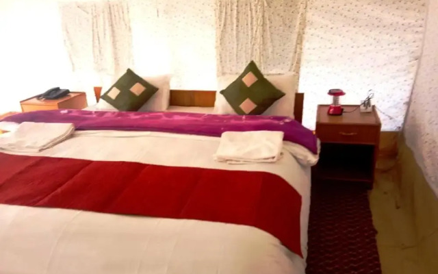TIH Magpie Camp