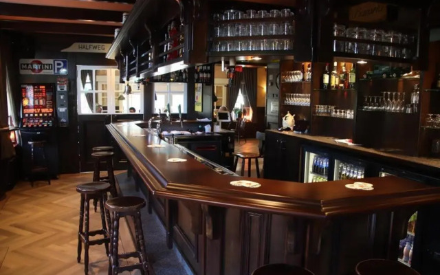 Hotel Eetcafé 't Dûke Lûk