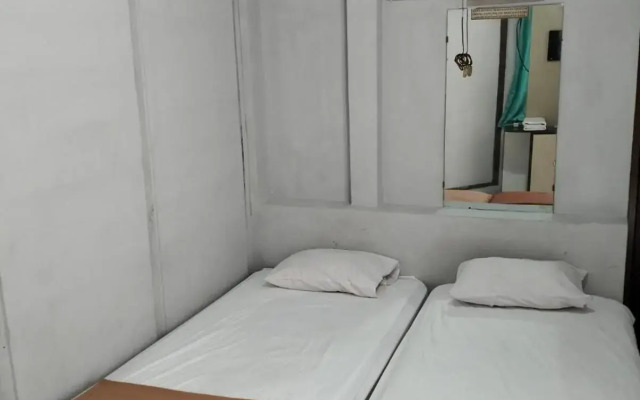 OYO 2240 Simpang Tujuh Residence