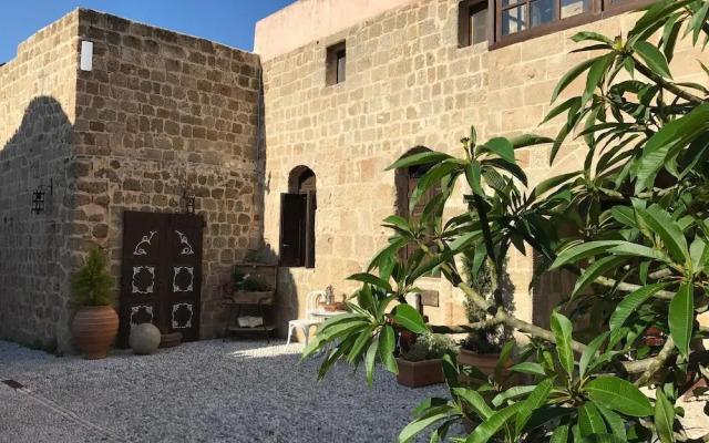 Saint Artemios Hotel and Oriental Suites